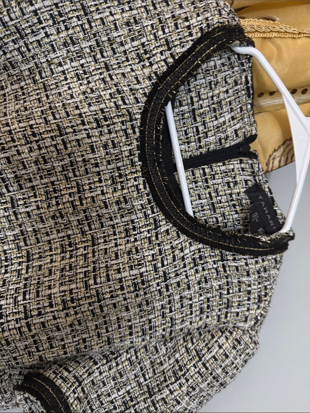 Tahari Black & White Tweed Short-Sleeve Shift Dress - Picture 2 of 3